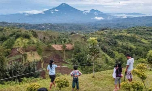 Kali ini liquidaudio.org akan merangkum puncak – puncak yang ada di manado sesuai permintaan pembaca setia kita .