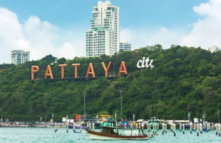 Daftar tempat wisata yang menarik dan wajib di kunjungi